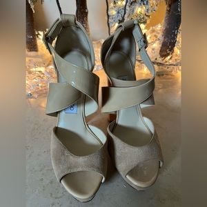 Jimmy Choo tan stiletto suede & patent leather heels size 38